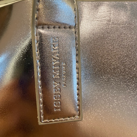 Issey Miyake Silver Bag ✨ - Picture 7 of 7
